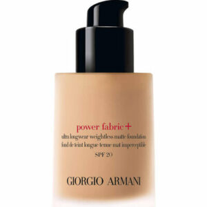 Giorgio Armani - Power Fabric+ - 
Fondotinta a Copertura Completa Con Finish Opaco Naturale - Colore 9 - 30 ml